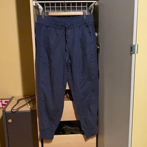 Gap navy joggers
